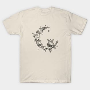 Steampunk Moon (Black lineart) T-Shirt